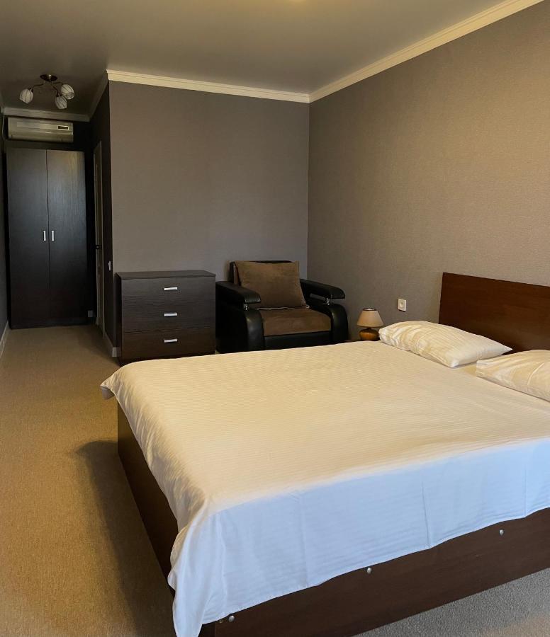 Hotel Phanakopi New Athos Bagian luar foto